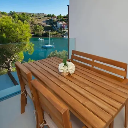 Modern Adriatic Sea View With Table Tennis ヴィラ *